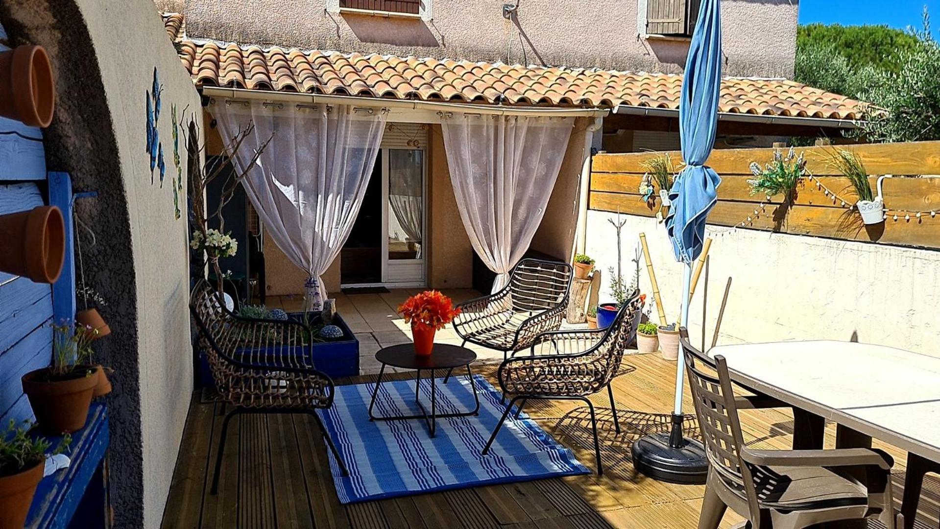 Maison Chaleureuse A Uzès Esterno foto